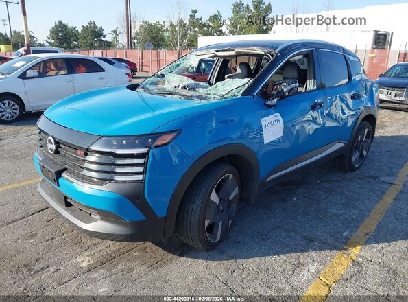 3N8AP6DB9SL389908 2025 NISSAN KICKS Blue Vista tres cuartos delantera izquierda