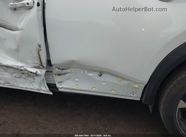 3N8AP6DC1SL308490 2025 NISSAN KICKS White Front view