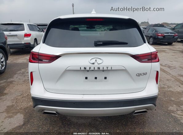 3PCAJ5AA6NF115524 2022 INFINITI QX50 White 