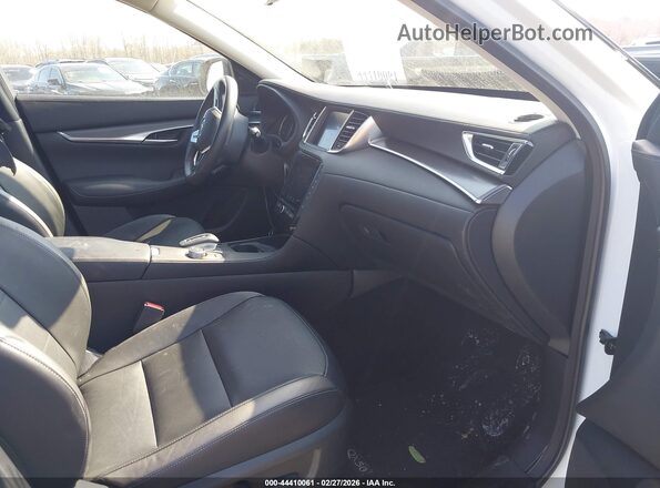 3PCAJ5BB8PF110593 2023 INFINITI QX50 White Vista interior delantera