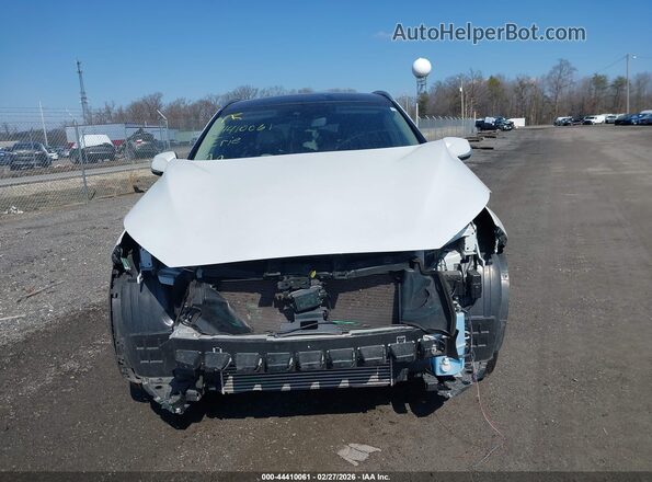 3PCAJ5BB8PF110593 2023 INFINITI QX50 White Vista interior trasera