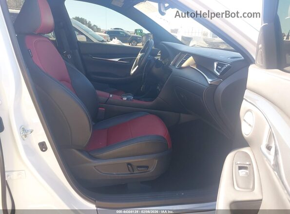 3PCAJ5FAXPF114694 2023 INFINITI QX50 White 