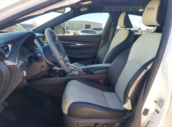 3PCAJ5KR2RF101730 2024 INFINITI QX55 White Front interior view
