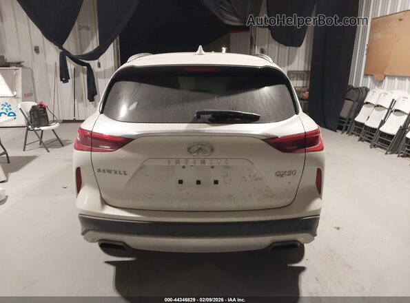 3PCAJ5M13LF114176 2020 INFINITI QX50 Черный 