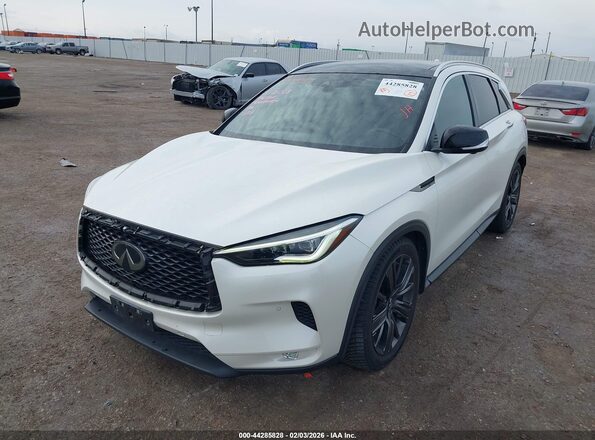 3PCAJ5M39LF106603 2020 INFINITI QX50 White წინა მარცხენა ხედი სამი მეოთხედიდან