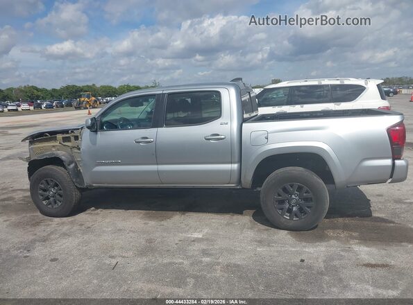3TMAZ5CN0NM161502 2022 TOYOTA TACOMA Silver Widok wnętrza 360 stopni