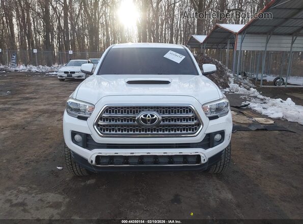 3TMCZ5AN0HM089880 2017 TOYOTA TACOMA White Widok zestawu wskaźników