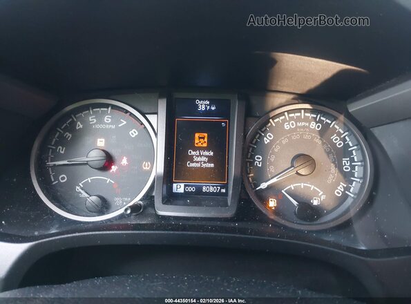 3TMCZ5AN0HM089880 2017 TOYOTA TACOMA White Widok tylnych siedzeń