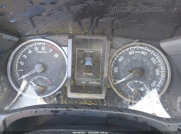 3TMCZ5AN0PM646785 2023 TOYOTA TACOMA Silver Widok tylnych siedzeń
