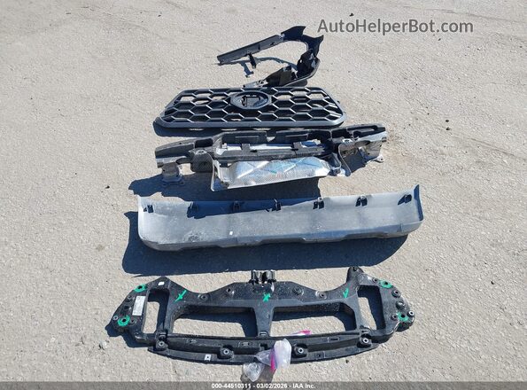 3TMCZ5AN0PM646785 2023 TOYOTA TACOMA Silver Widok zestawu wskaźników