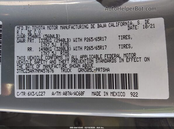 3TMCZ5AN7NM457676 2022 TOYOTA TACOMA Gray Widok komory silnika