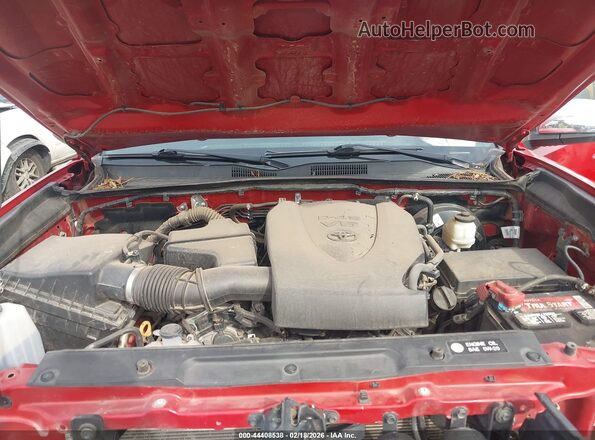 3TMGZ5AN2JM172766 2018 TOYOTA LIMITED Red Вид ззаду