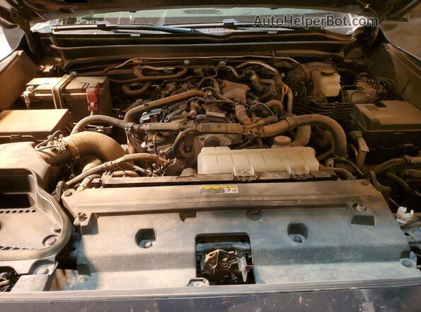 3TMLB5JN0RM025408 2024 TOYOTA LE Black Вид задньої частини салону