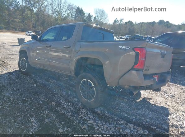 3TMLB5JN4TM215543 2026 TOYOTA TACOMA Tan 