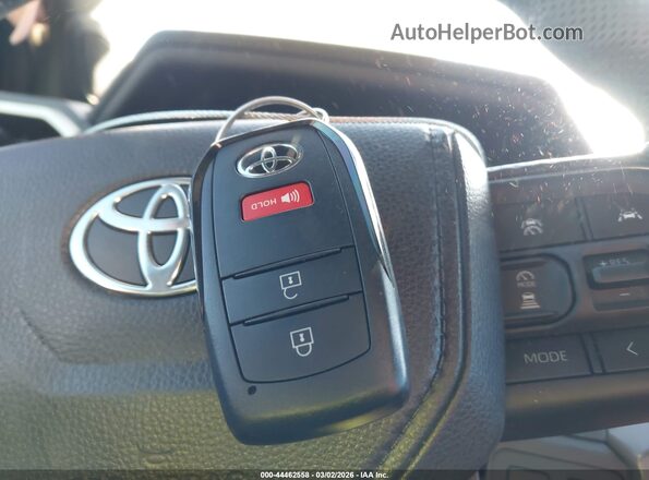 3TMLB5JN7RM009254 2024 TOYOTA TACOMA Серебряный 