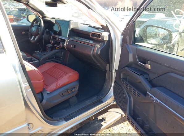 3TMLB5JN7RM009254 2024 TOYOTA TACOMA Серебряный 