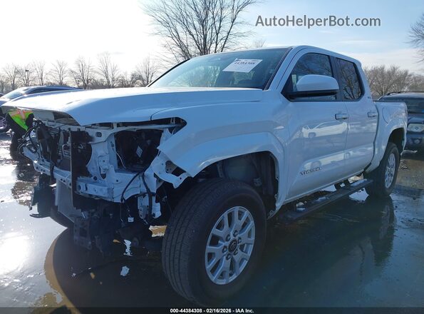 3TMLB5JNXRM008180 2024 TOYOTA TACOMA White წინა მარცხენა ხედი სამი მეოთხედიდან