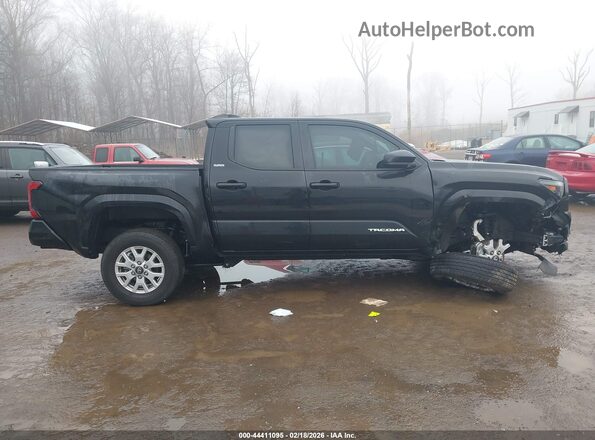 3TMLB5JNXRM026081 2024 TOYOTA TACOMA Black Вид задньої частини салону