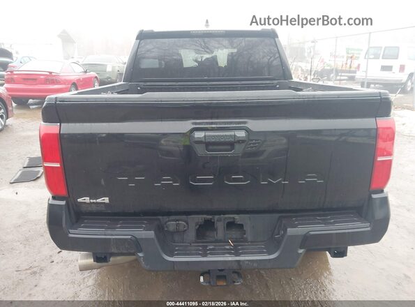 3TMLB5JNXRM026081 2024 TOYOTA TACOMA Black 