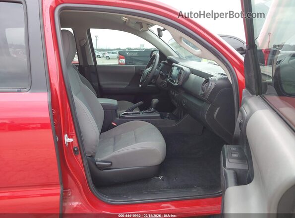 3TYAX5GN3NT063620 2022 TOYOTA TACOMA Red წინა სალონის ხედი