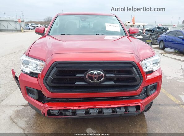 3TYAX5GN3NT063620 2022 TOYOTA TACOMA Red უკანა სალონის ხედი