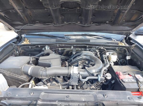 3TYCZ5AN1NT076233 2022 TOYOTA TACOMA Gray Вид ззаду