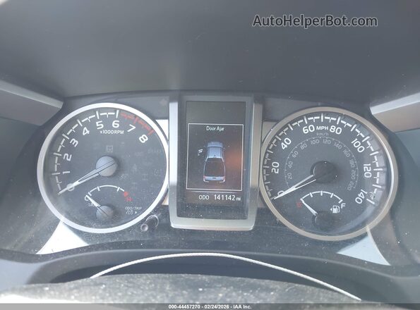 3TYCZ5AN1NT076233 2022 TOYOTA TACOMA Gray Вид задніх сидінь