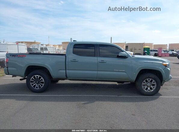 3TYDZ5BNXNT017538 2022 TOYOTA TACOMA Beige Widok wnętrza z tyłu
