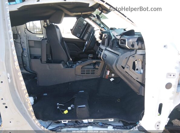 3TYJDAKN2RT006503 2024 TOYOTA TACOMA White Front interior view