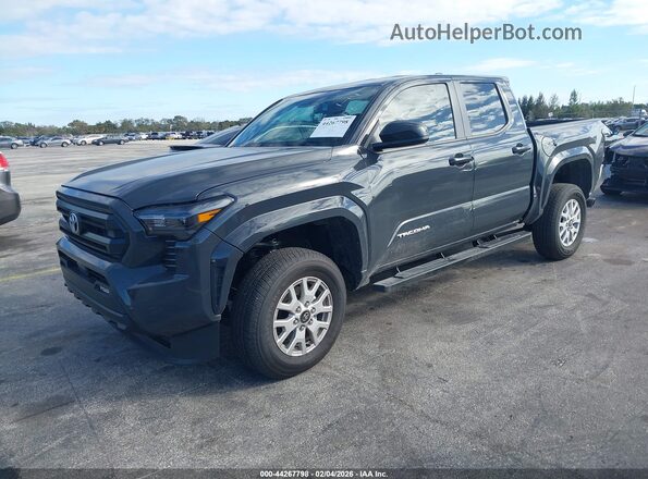 3TYKB5FN7ST029518 2025 TOYOTA TACOMA Gray Vista tres cuartos delantera izquierda