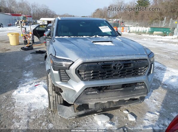 3TYLC5LN6ST022470 2025 TOYOTA TACOMA HYBRID Silver Սարքավորումների վահանակի տեսք