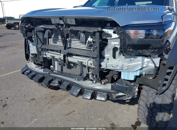 3TYLC5LN7RT006904 2024 TOYOTA TACOMA HYBRID Silver Front view