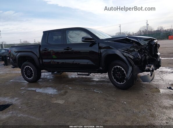 3TYLC5LN8ST045846 2025 TOYOTA TACOMA HYBRID Black Rear interior view