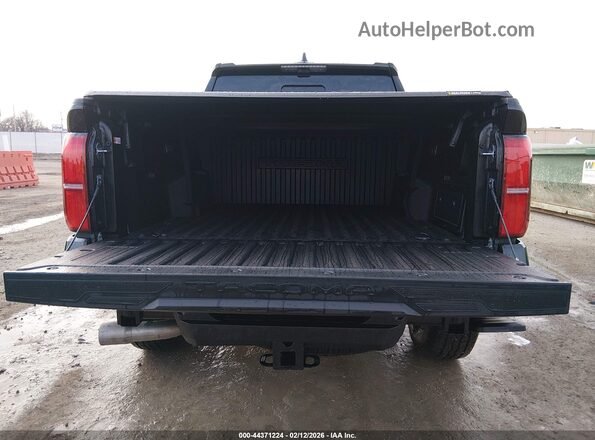 3TYLC5LN8ST045846 2025 TOYOTA TACOMA HYBRID Black 