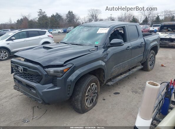 3TYLC5LNXRT004256 2024 TOYOTA TACOMA HYBRID Серый Передняя левая четверть