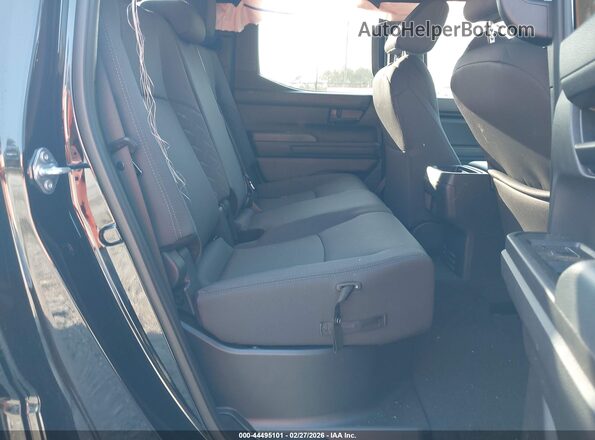 3TYLD5KN6TT023957 2026 TOYOTA TACOMA Silver Vista de la etiqueta del VIN