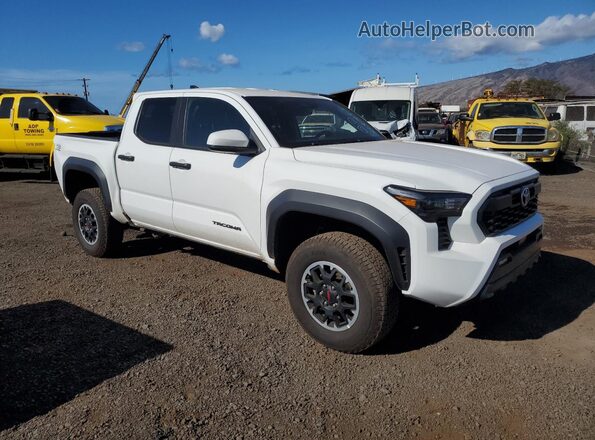 3TYLE5JN5RT044399 2024 TOYOTA LE White Delantero derecho