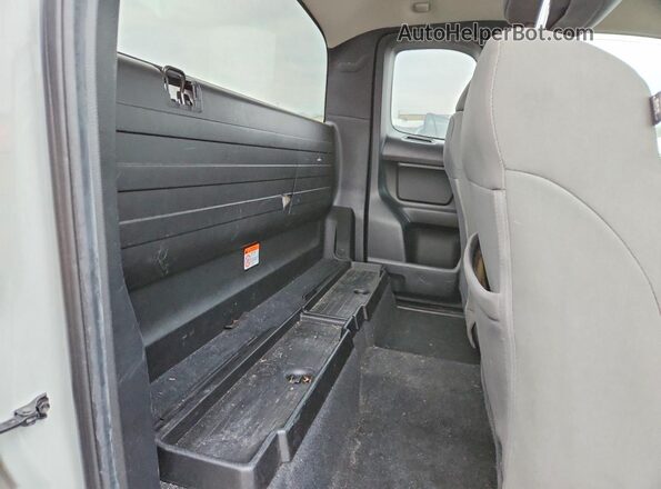 3TYRX5GN2NT039814 2022 TOYOTA TACOMA White Հետևի նստատեղերի տեսք