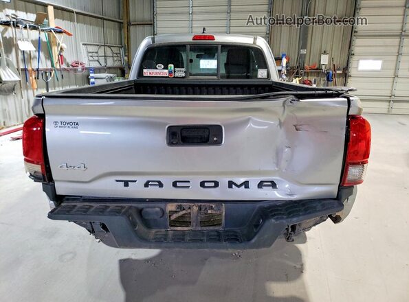 3TYSX5EN7NT012015 2022 TOYOTA TACOMA Серебряный Вид сзади