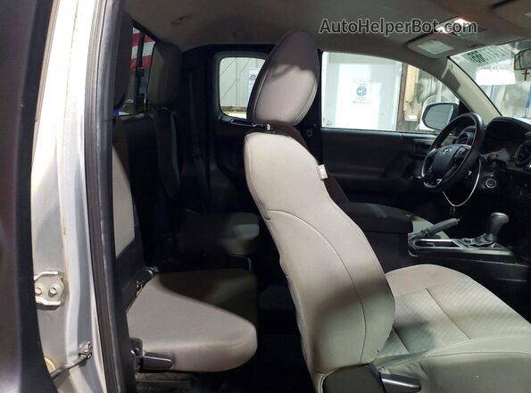 3TYSX5EN7NT012015 2022 TOYOTA TACOMA Серебряный Вид задних сидений