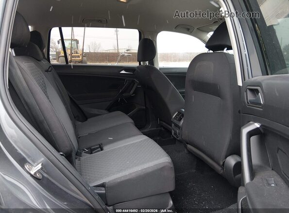 3VV0B7AX2MM156043 2021 VOLKSWAGEN TIGUAN Gray Vista de la etiqueta del VIN