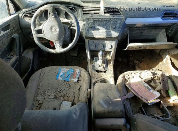 3VV1B7AX1KM084043 2019 VOLKSWAGEN TIGUAN Черный 