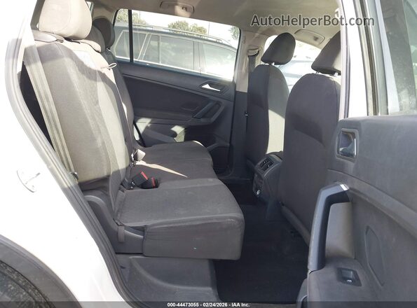 3VV1B7AX2KM078557 2019 VOLKSWAGEN TIGUAN White VIN կոդի պիտակի տեսք