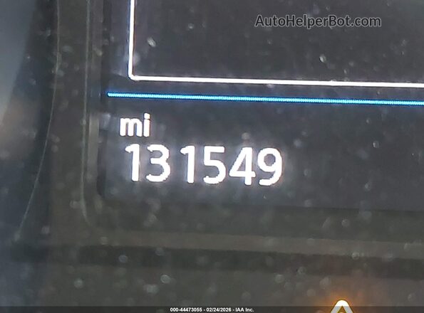 3VV1B7AX2KM078557 2019 VOLKSWAGEN TIGUAN White 