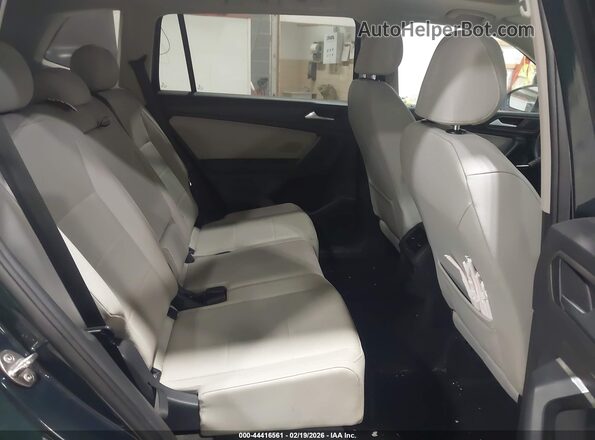 3VV2B7AX5KM112981 2019 VOLKSWAGEN TIGUAN Green VIN sticker view