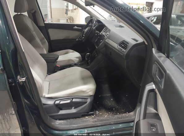 3VV2B7AX5KM112981 2019 VOLKSWAGEN TIGUAN Green Front interior view