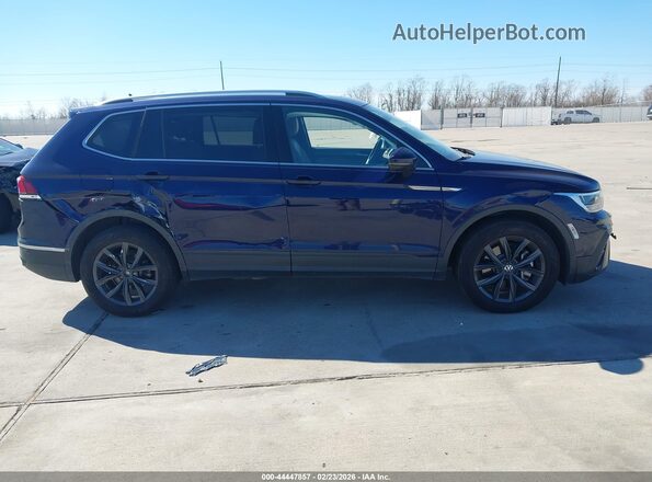 3VV2B7AX6NM007421 2022 VOLKSWAGEN TIGUAN Blue Rear interior view