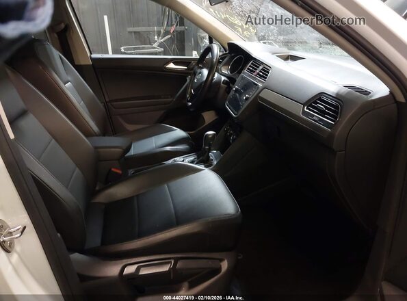 3VV2B7AX7JM073941 2018 VOLKSWAGEN TIGUAN White 