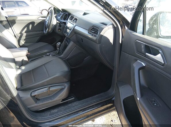 3VV2B7AX7JM188491 2018 VOLKSWAGEN TIGUAN Black 