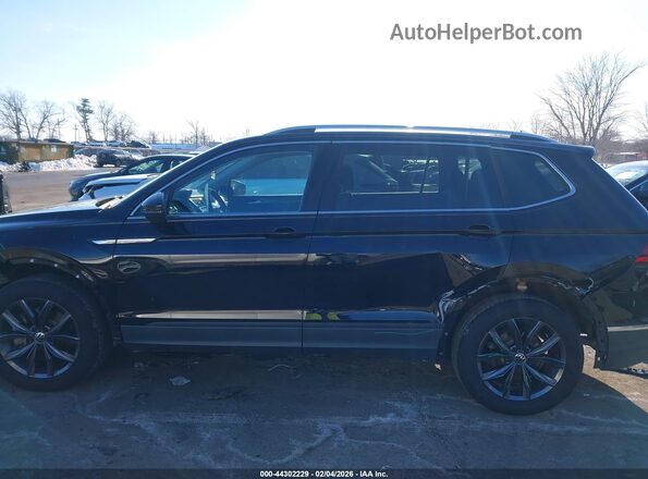3VV2B7AX8NM147390 2022 VOLKSWAGEN TIGUAN Black Панорамний вид салону 360°